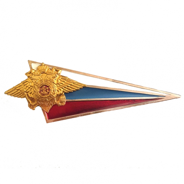 Флаг на берет неуставной МВД Размеры: 87х33х11 мм;
Материал: латунь, эмаль;
Застежка: винтовая цанга;
Цвет: золото;
Производство: Россия.